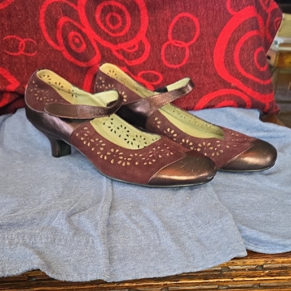 Renata Donati,Burgundy Suede/Burnished Rose Leather, Mary Jane kitten heel Shoes